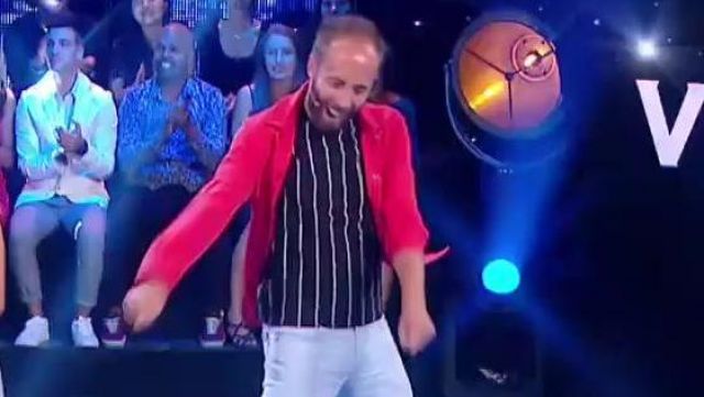 The T-shirt casual with vertical stripes and long sleeves of TRISTAN's PIECE in Friday, anything goes with Arthur to The 26.10.2018