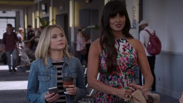 The denim jacket Paige worn by Eleanor Shellstrop (Kristen Bell) in The  Good Place S03E05