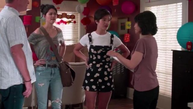 Forever 21 Daisy Denim Shorts worn by Andy Mack (Peyton Elizabeth Lee) in Andi Mack S03E02