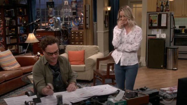 The white shirt patterned "Charli" by Rails of Penny (Kaley Cuoco) in The Big Bang Theory " (S12E07)