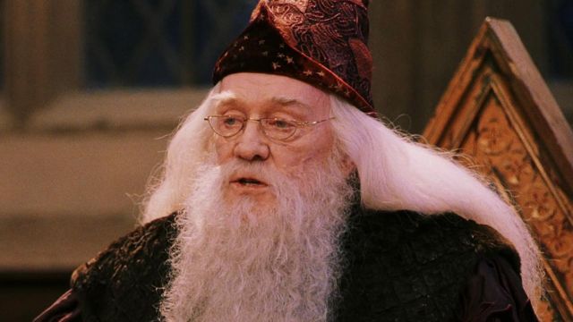 Les lunettes de vue portées par Albus Dumbledore (Richard Harris) dans Harry Potter à l'école des sorciers