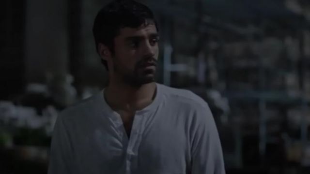 White T-shirt worn by Eclipse (Sean Teale) as seen in The Gifted S01E03