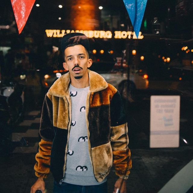 The jacket, with the fur worn by Bigflo on his account Instagram @bigflo_real