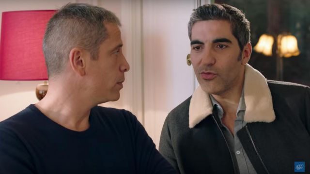 Le blouson à col mouton porté par David Benichou (Ary Abittan) dans Qu'est-ce qu'on a encore fait au bon Dieu ?