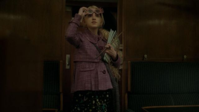 The replica of the unettes de Luna Lovegood (Evanna Lynch) in Harry Potter and the half-blood Prince