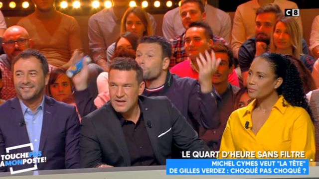 El vestido de popelín de algodón elástico amarillo de Christine Kelly en Touche pas à mon poste del 08/11/2018