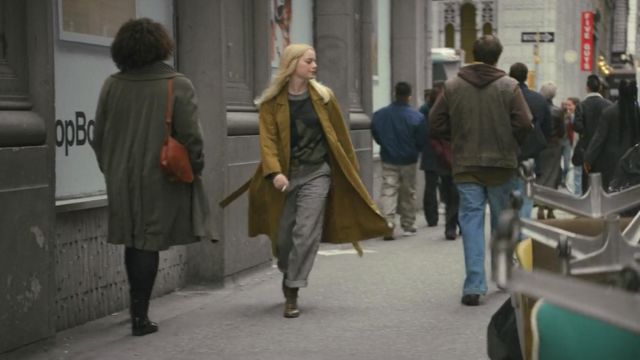 Brown Boots worn by Annie Landsberg (Emma Stone) as seen in Maniac S01E01