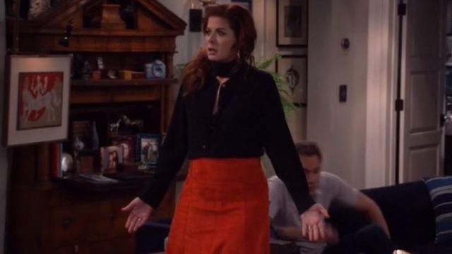 Falda de ante panelada Akris Punto usada por Grace Adler (Debra Messing) como se ve en Will & Grace S10E06