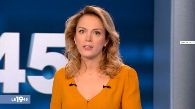 The blouse is yellow from Vicky Bogaert in The 19:45 M6 of the 22/11/2018