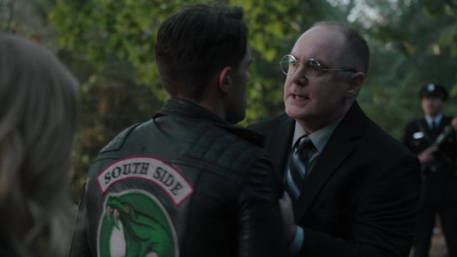 The jacket of the South Side Serpents worn by Kevin Keller (Casey Cott) in Riverdale S03E05