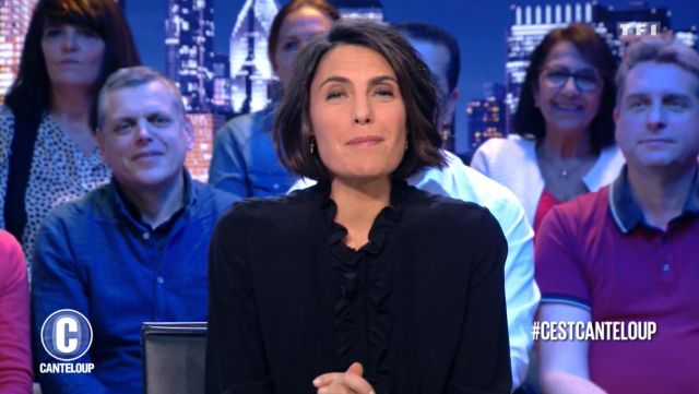 The black shirt of Alessandra Sublet's in It is Canteloup the 27/11/2018