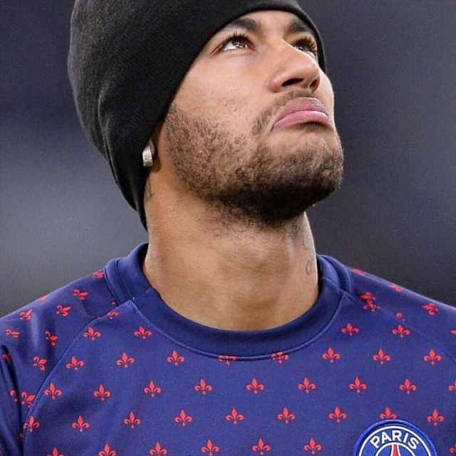 fleur-de-lys of the PSG Neymar 