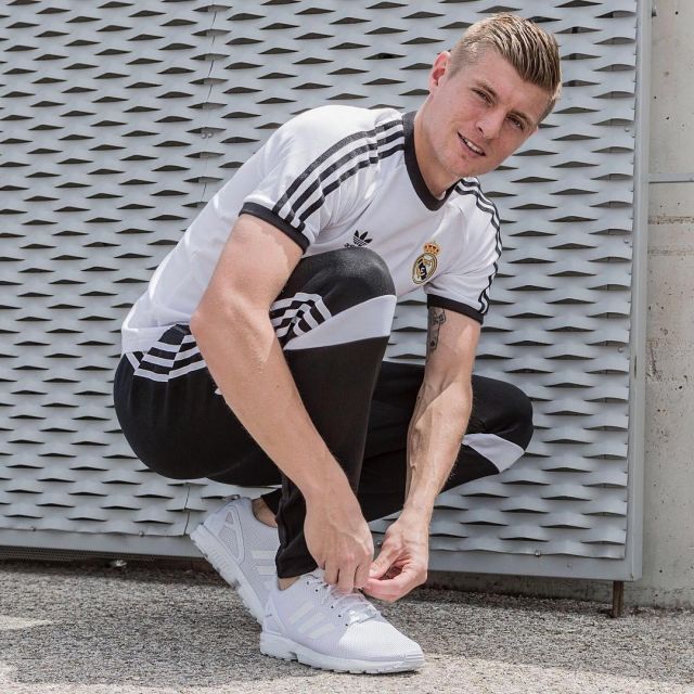 La paire de Adidas ZX Flux portées par Toni Kroos sur son compte Instagram @toni.kr8s