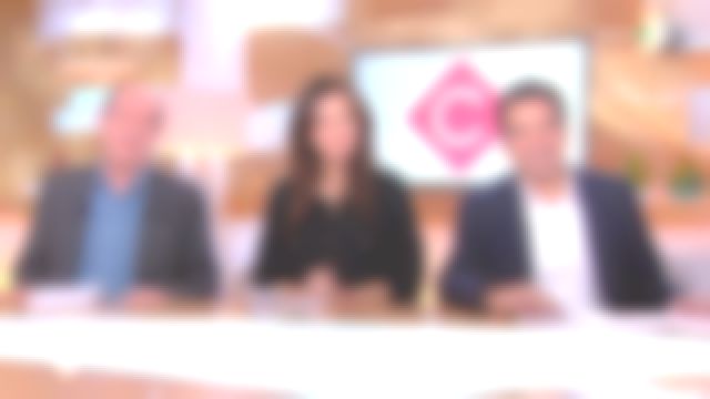 The black shirt of Marion Ruggieri in C to you of the 06/12/2018
