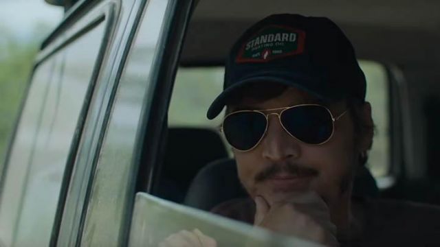 The Ray Ban Aviator of Francisco 'Catfish' Morales (Pedro Pascal) in Triple Frontier