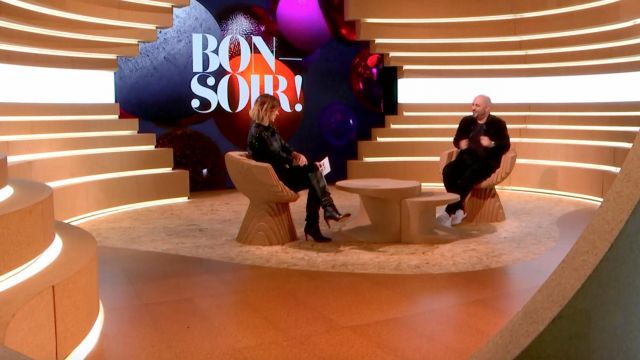 Les bottes Parallèle d’Isabelle Ithurburu dans l’émission Bonsoir! du 08/12/2018