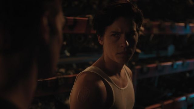 The white tank top of Jughead Jones (Cole Sprouse) in Riverdale S03E08