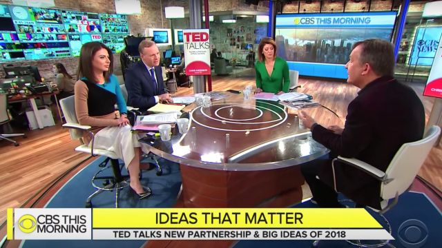 Diane von Furstenberg Crewneck Flare Robe en Maille porté par Bianna Golodryga sur CBS Ce Matin