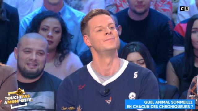 Le pull à badges de Matthieu Delormeau dans Touche pas à mon poste du 18/12/2018