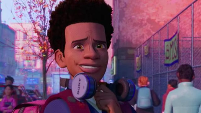 Sony Wireless Headphones used by Miles Morales (Shameik Moore) in Spider-Man: Into the Spider-Verse
