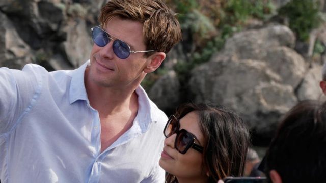 Blue Aviator Sunglasses worn by Agent H (Chris Hemsworth) as seen on the  set of Men in Black: International