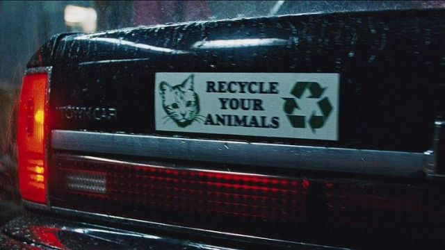 L'autocollant Recycle Your Animals dans Fight Club