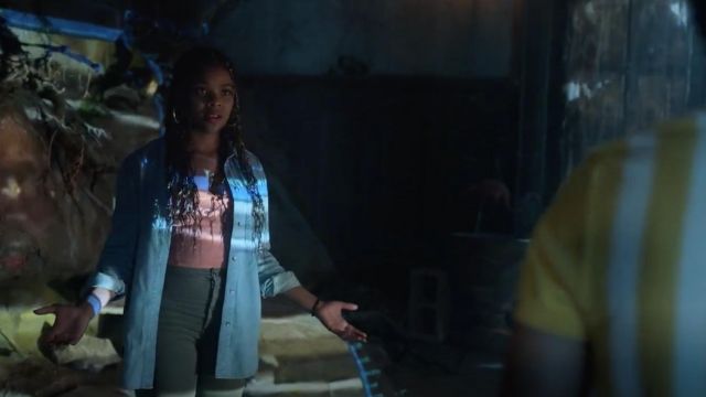Le jean vert olive Topshop de Livvie (Ajiona Alexus) dans Marvel's Runaways S02E09