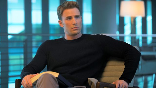 Pull/ Sweater de Steve Rogers / (Captain America) (Chris Evans) dans Captain America: Civil War