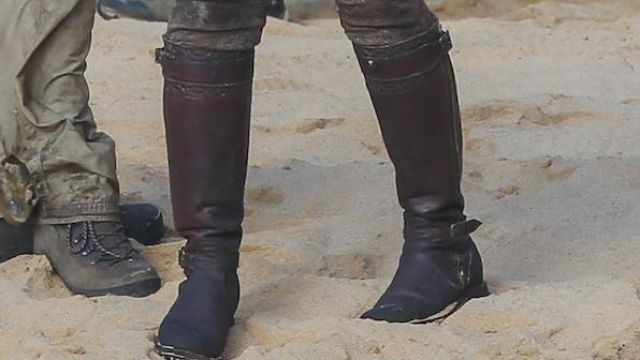 Brown Equestrian Embroidered Boots worn by Claire Dearing (Bryce Dallas Howard) in Jurassic World: Fallen Kingdom