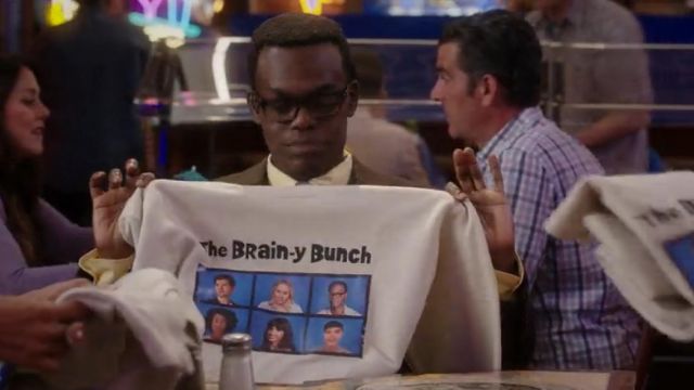 The Brain-y Bunch Tee of Chidi Anagonye (William Jackson Harper) in The Good Place S03E02