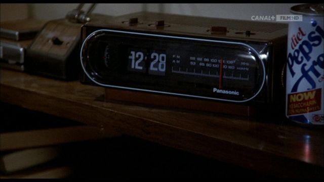 Panasonic Radio-réveil de Marty McFly (Michael J. Fox) dans Retour vers le Futur