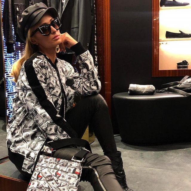 The patterned top notes of Paris Hilton's account on the instagram of @philippplein