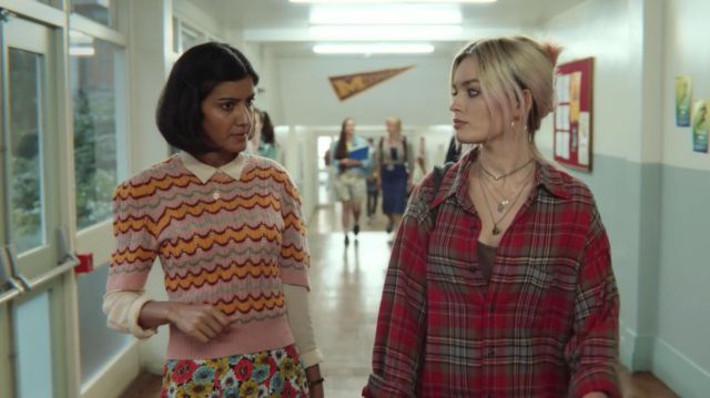 Maeve's (Emma Mackey) pink plaid shirt as seen in Sex Education S01E03