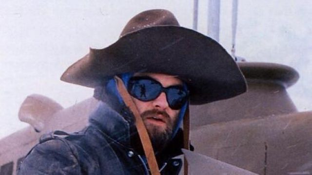 The oversized hat worn by MacReady (Kurt Russell) in the movie The Thing
