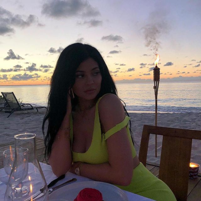 8 Other Reasons Quinn Hoops earrings worn by Kylie Jenner on her Instagram account @kyliejenner