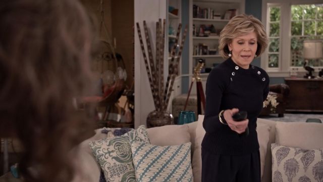 Jane fonda sweaters outlet on grace and frankie