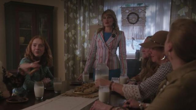 La veste rayée de Alice Cooper (Mädchen Amick) dans Riverdale (S03E10)