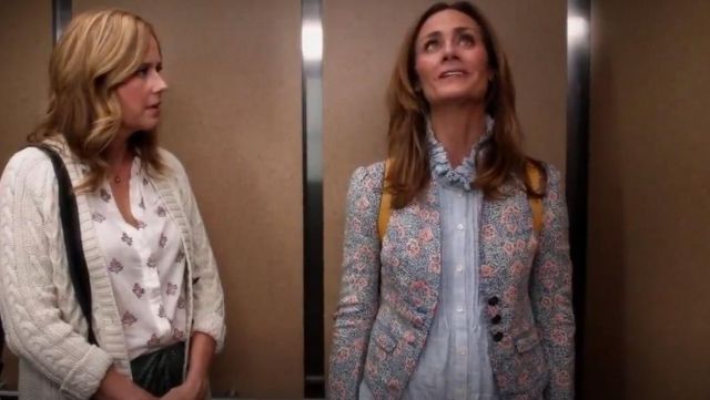 La Vie Rebecca Taylor Long Sleeve Soft Stripe Top worn by Maya (Diane Farr) in Splitting Up Together (S02E06)