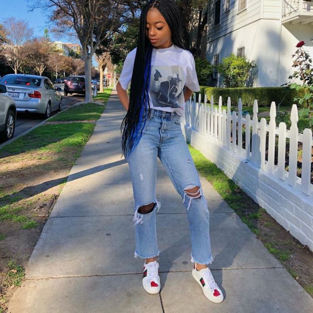 Sneakers Gucci in the hearts of Skai Jackson on the account instagram @skaijackson