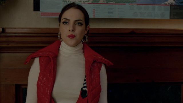 The jacket the down jacket red sleeveless Moncler range by Fallon Carrington (Elizabeth Gillies) in Dynasty S02E11