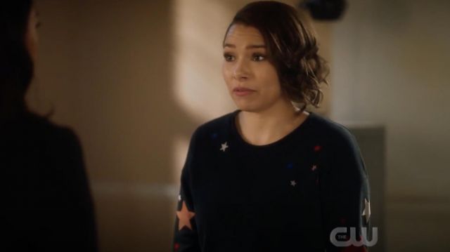 La sudadera estrella Madewell usada por Nora West-Allen (Jessica Parker Kennedy) en Flash S05E12