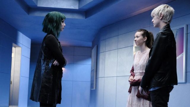 Annie Lanai Dress worn by Rebecca (Anjelica Bette Fellini) in The Gifted (S02E05)