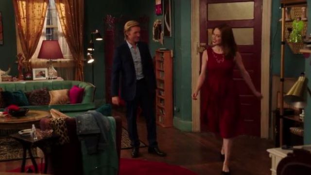 Abs Flared Lace Overlay Dress worn by Kimmy Schmidt (Ellie Kemper) in Unbreakable Kimmy Schmidt (S01E10)