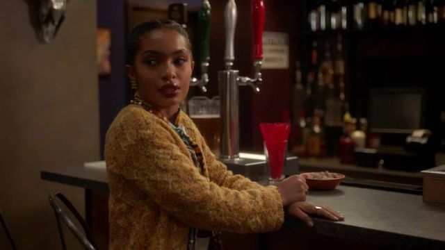 Tweed Jacket with pearls worn by Zoey Johnson (Yara Shahidi) in grown-ish (S02E05)