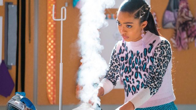 Leopard Print Wool Pullover Sweater of Zoey Johnson (Yara Shahidi) in grown-ish (S02E06)