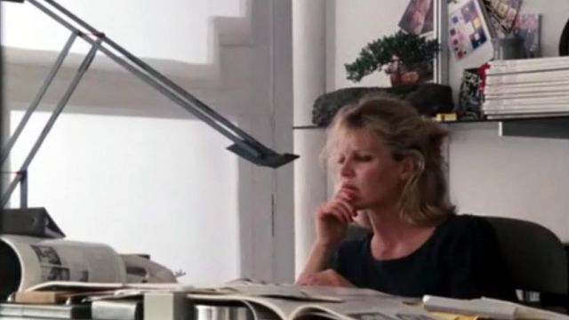 La lampe de bureau de Elizabeth (Kim Basinger) dans 9 Semaines ½