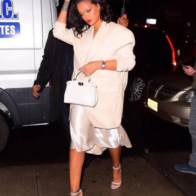Paloma peau de serpent Sandales portés par Rihanna dans la Ville de New York