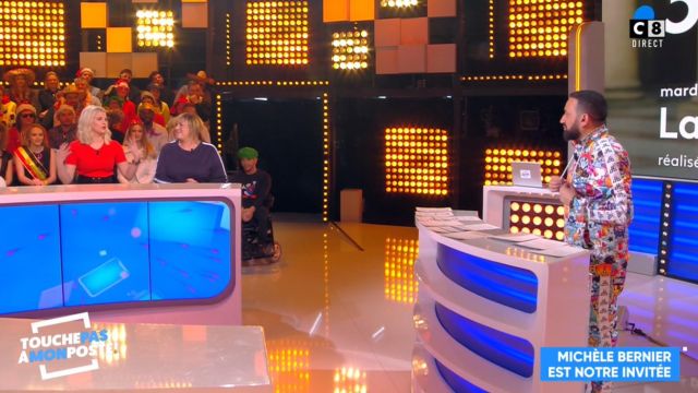 La media de jogging impresa de Cyril Hanouna en Touche pas à mon poste del 04/02/2019