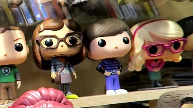 The figurine Funko Pop! of Howard in The Big bang Theory of Modzii in his video THE biggest COLLECTION OF FIGURINES POP! OF FRANCE !