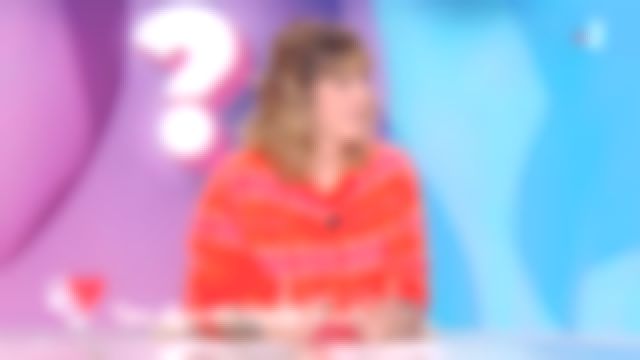 The sweater orange of Daphne Bürki in I love you etc...